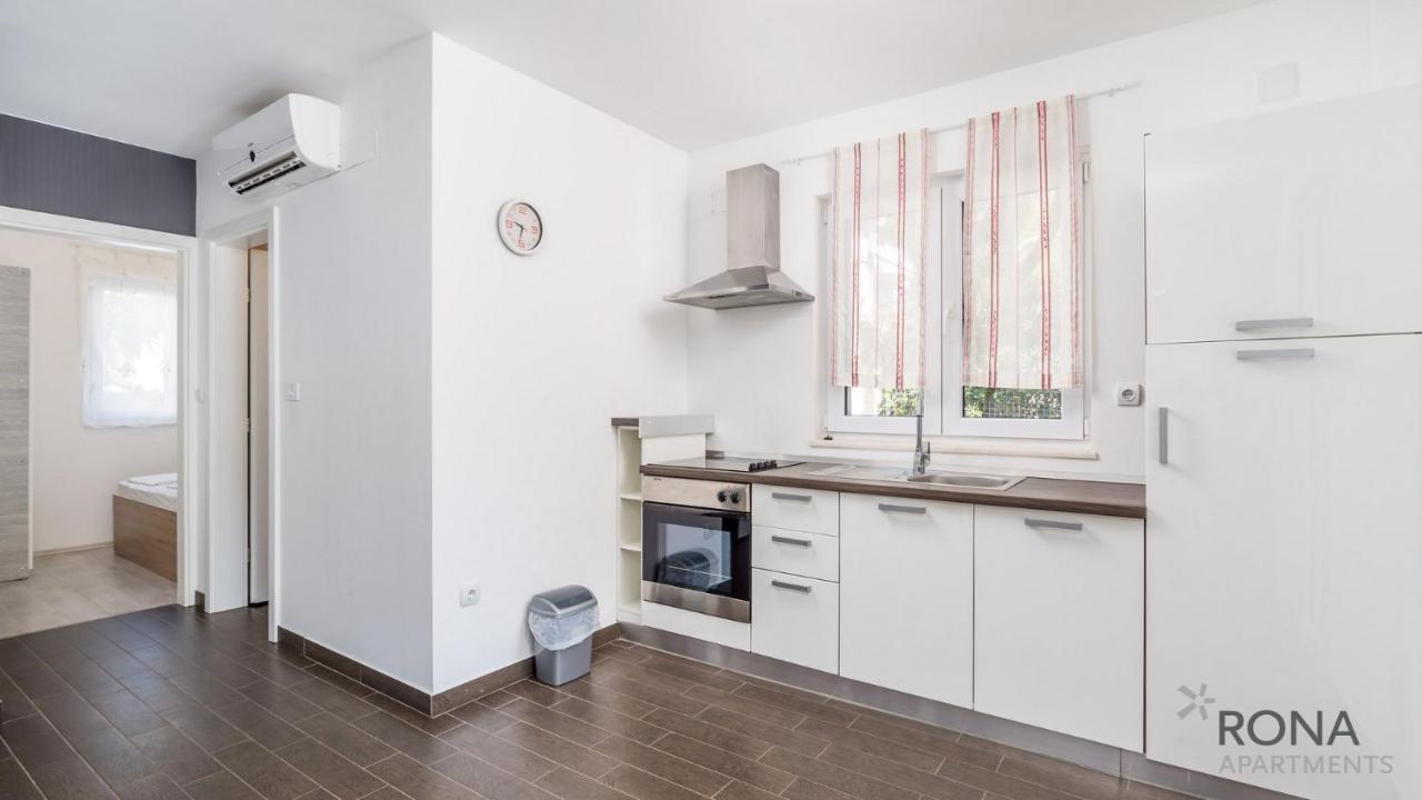 Rona Apartments Zlatko Šimuni Екстериор снимка